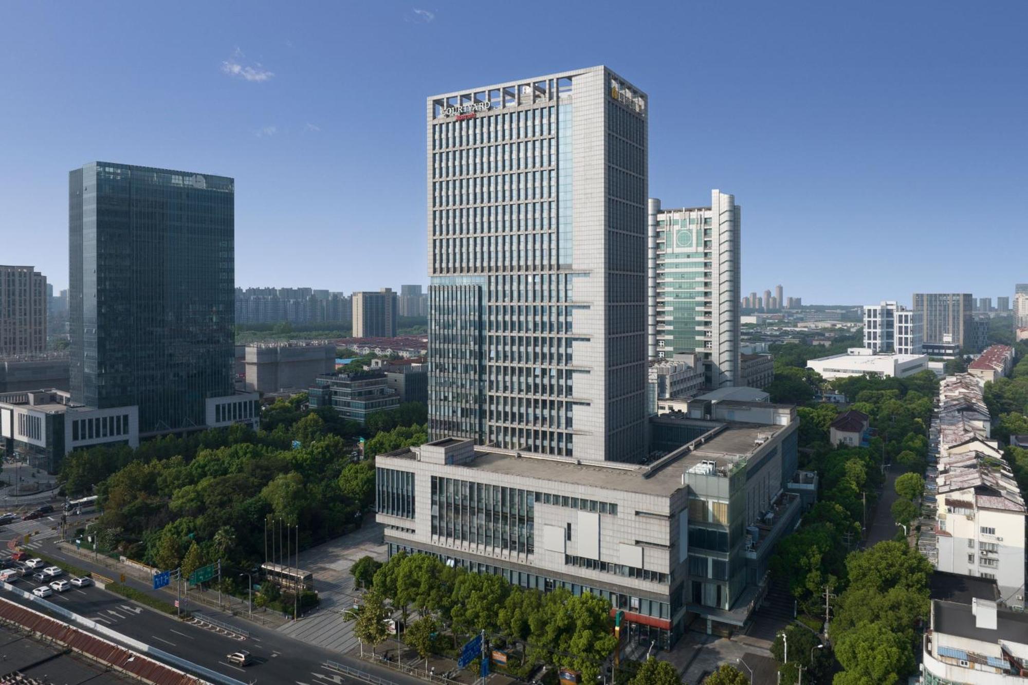 Courtyard By Marriott Shanghai Jiading Bagian luar foto